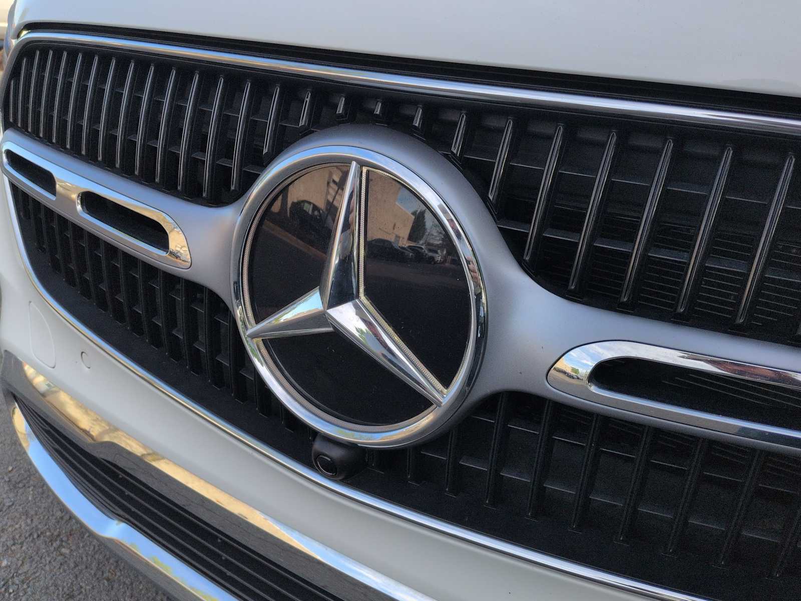 Thumbnail: 2023 Mercedes-Benz GLC - 12