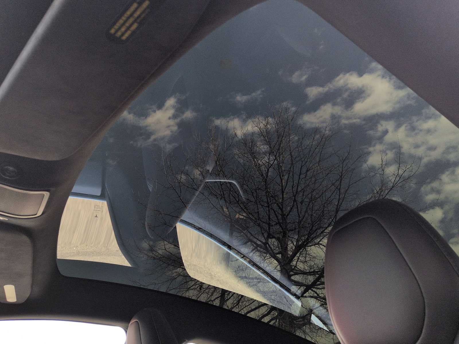 Thumbnail: 2020 Tesla Model S - 20