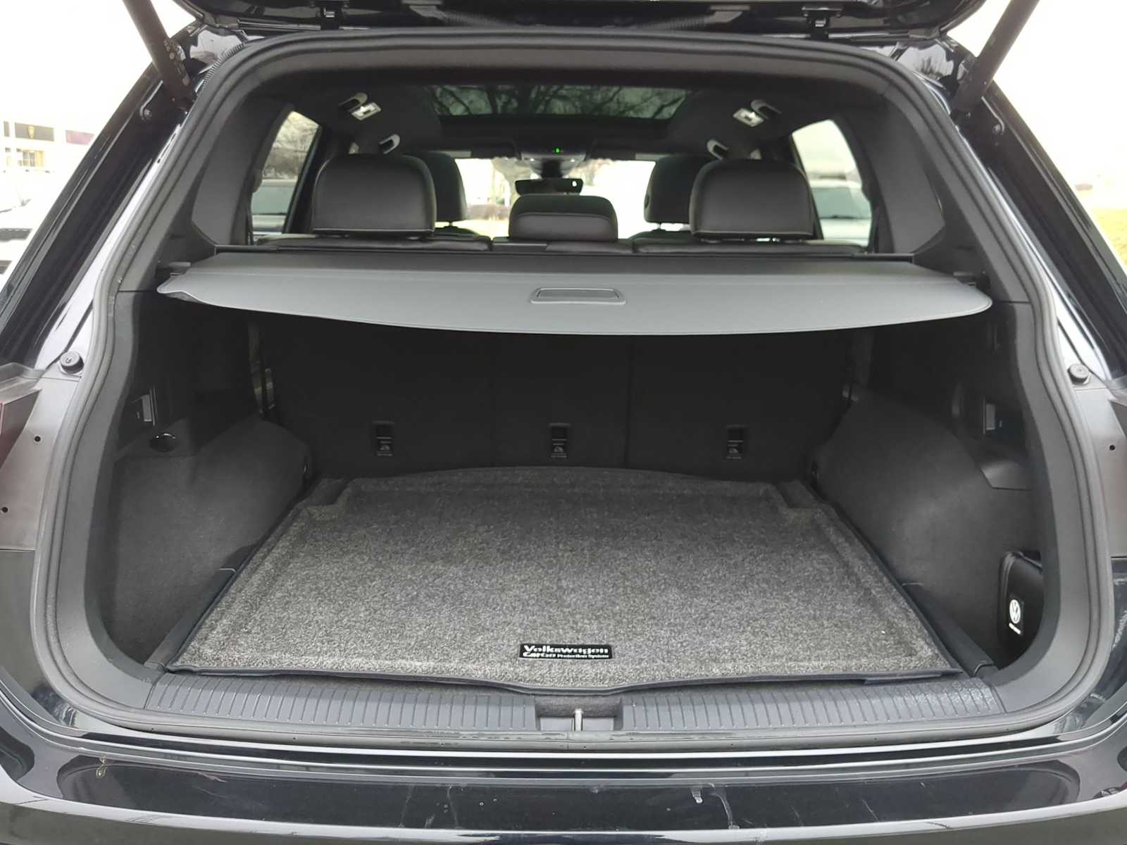 Thumbnail: 2024 Volkswagen Tiguan - 36