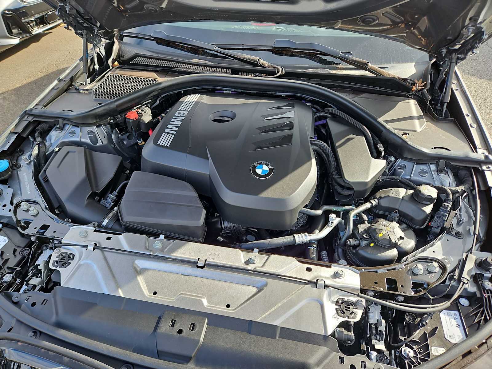 Thumbnail: 2026 BMW 3 Series - 15