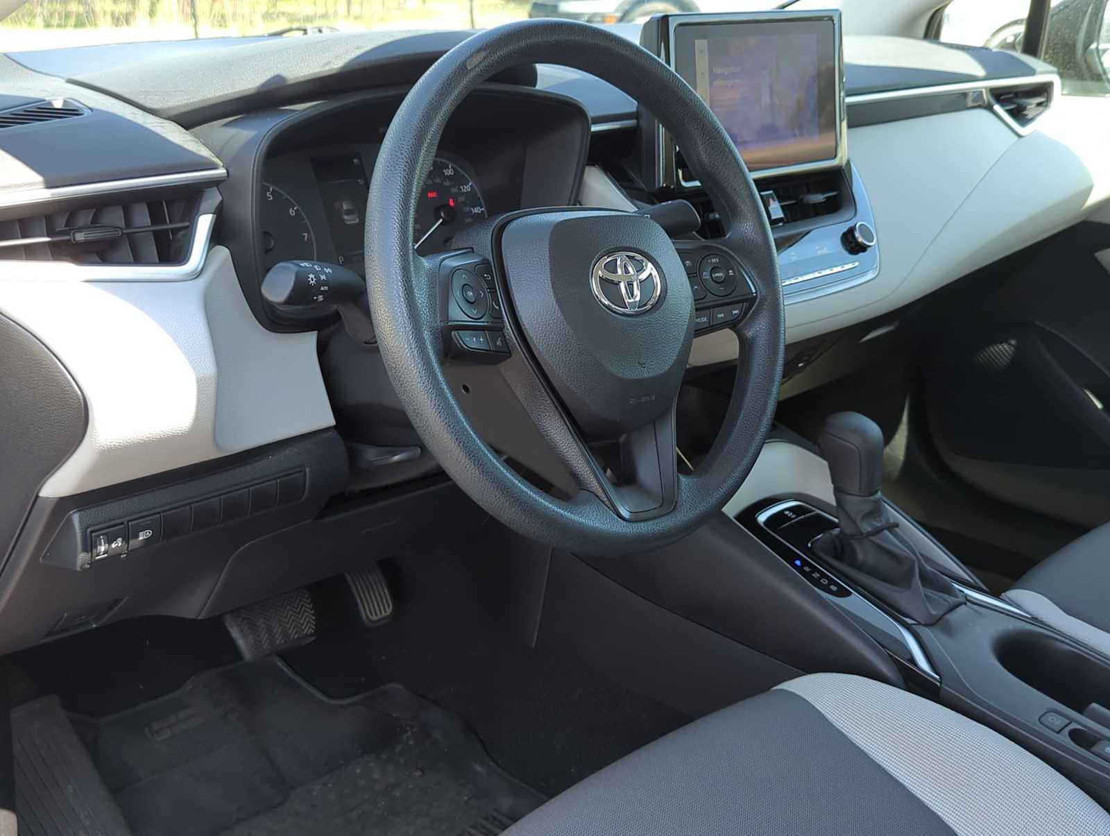 2024 Toyota Corolla LE 7