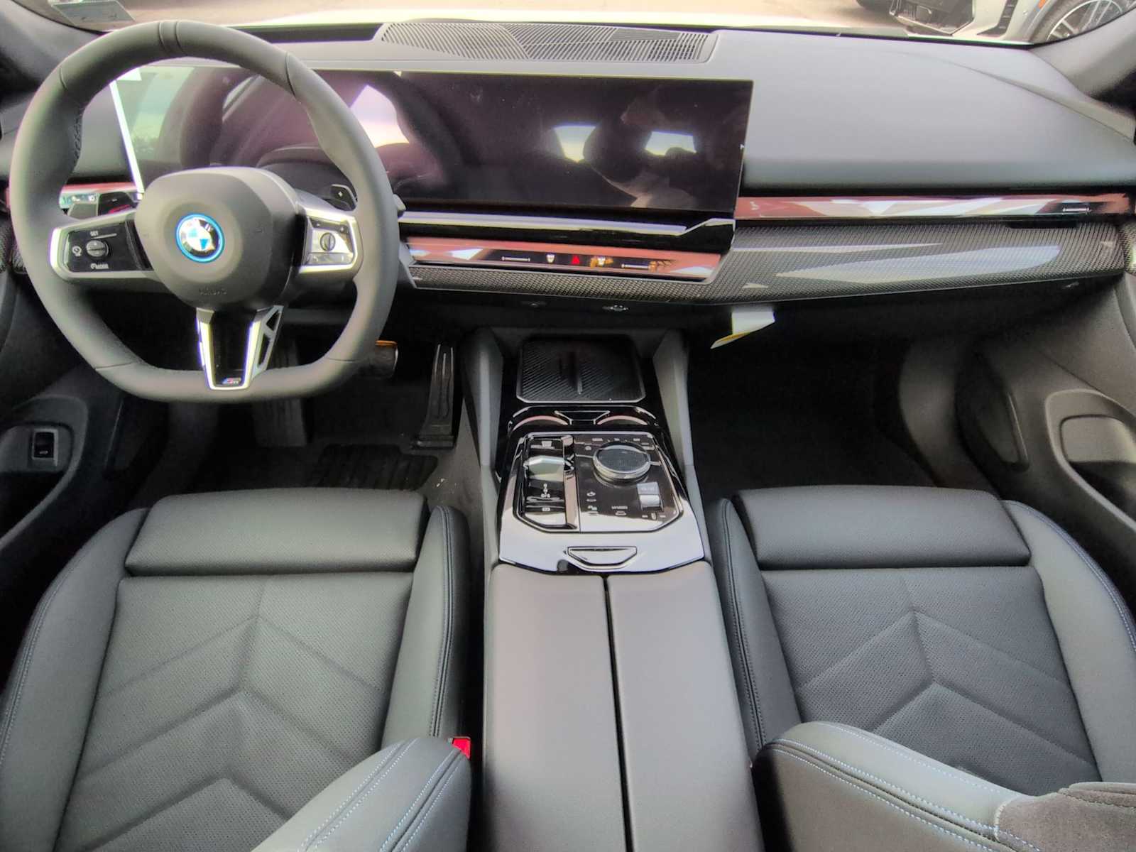 Thumbnail: 2026 BMW 5 Series - 16