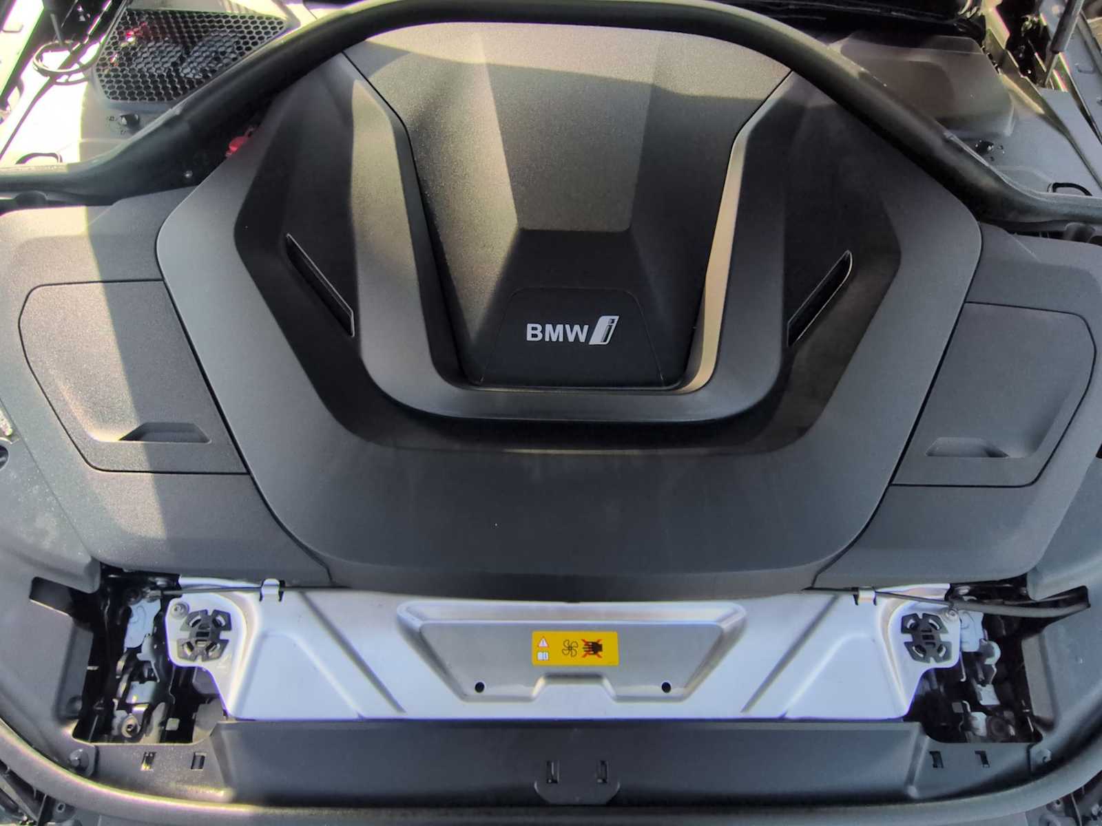 Thumbnail: 2023 BMW i4 - 15