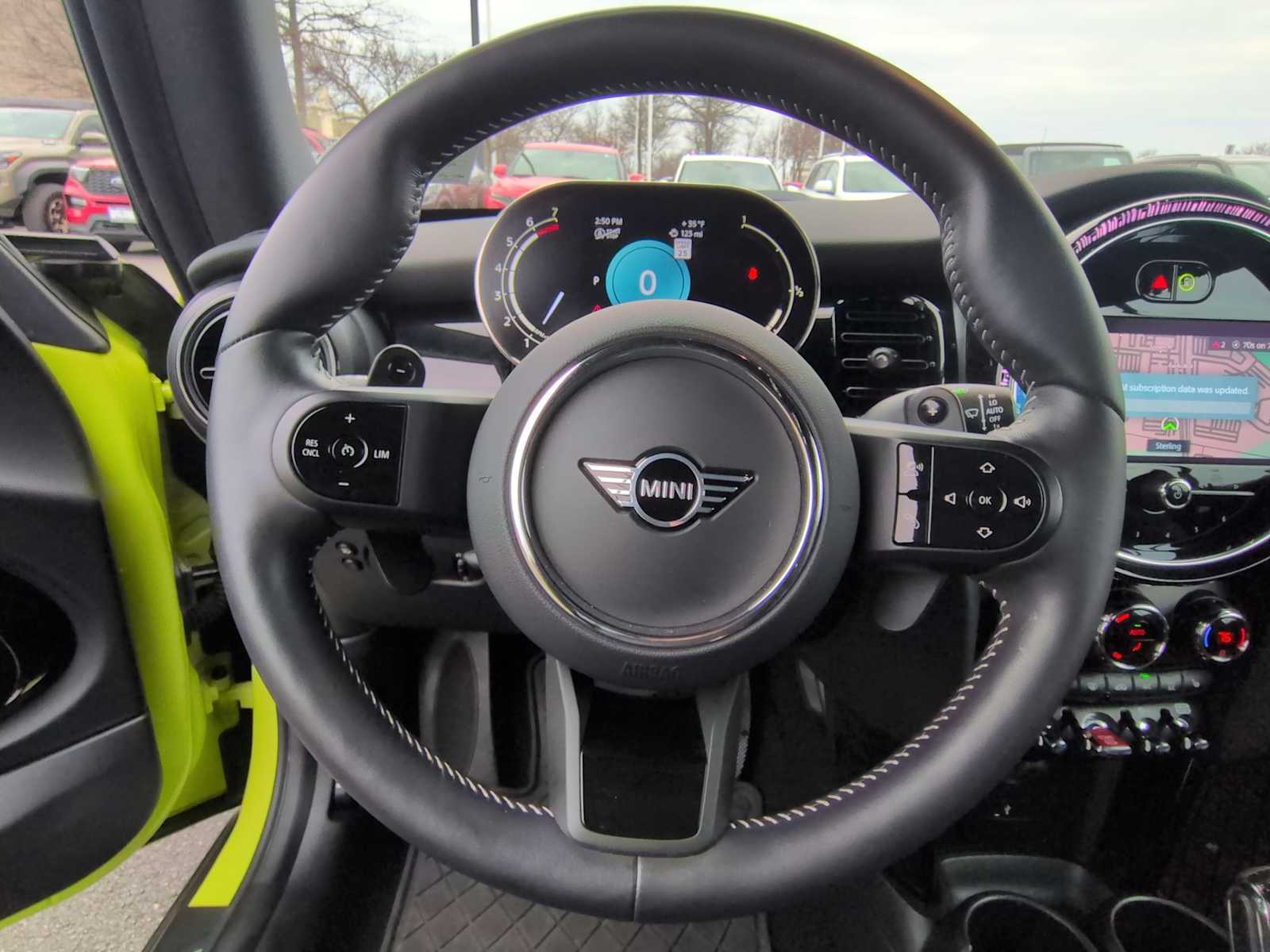 Thumbnail: 2024 MINI Cooper Convertible - 24