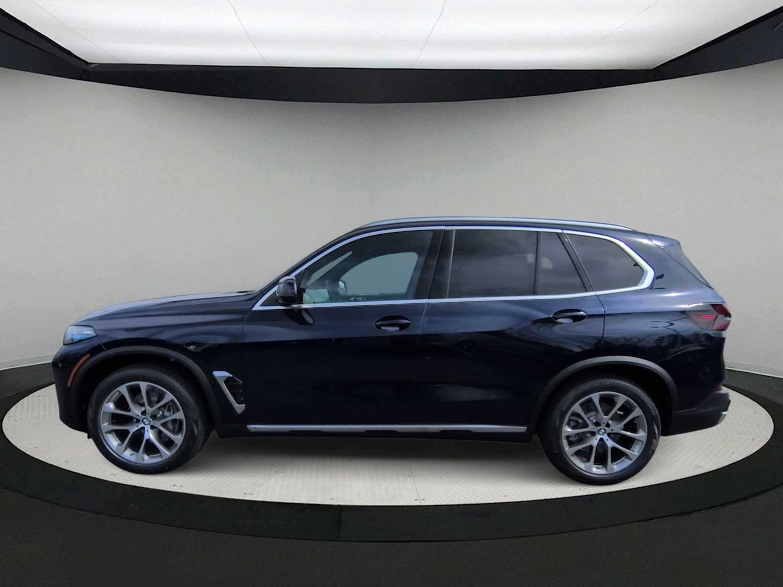Thumbnail: 2026 BMW X5 - 5