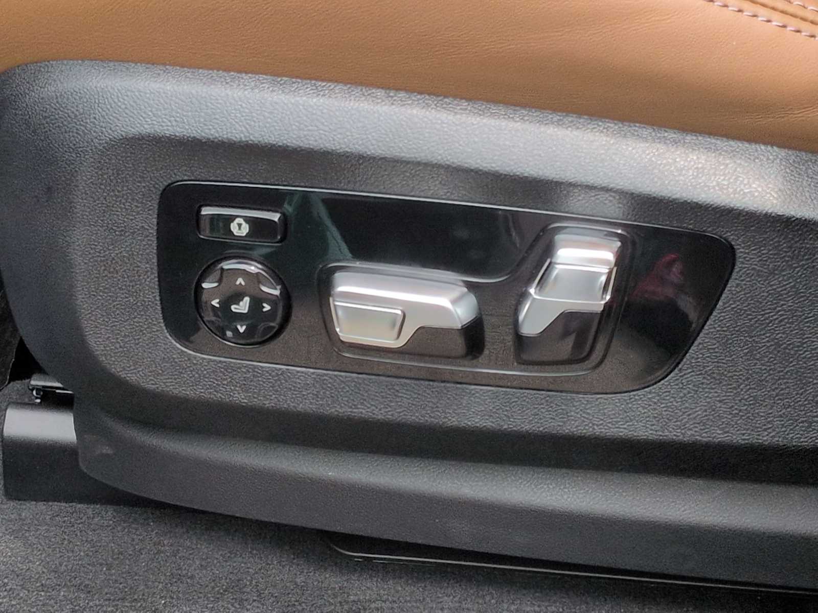Thumbnail: 2026 BMW X5 - 18