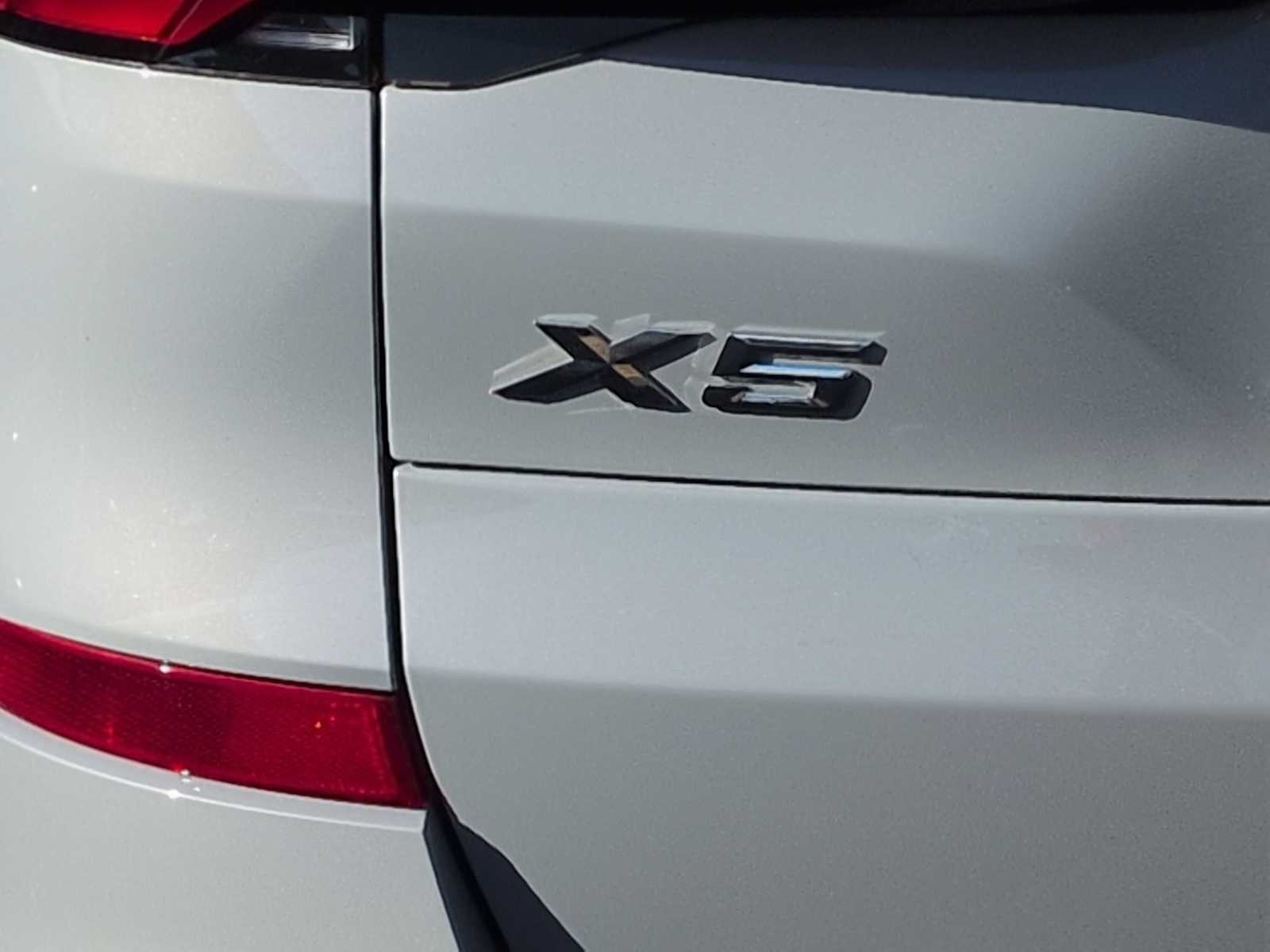 Thumbnail: 2025 BMW X5 - 11