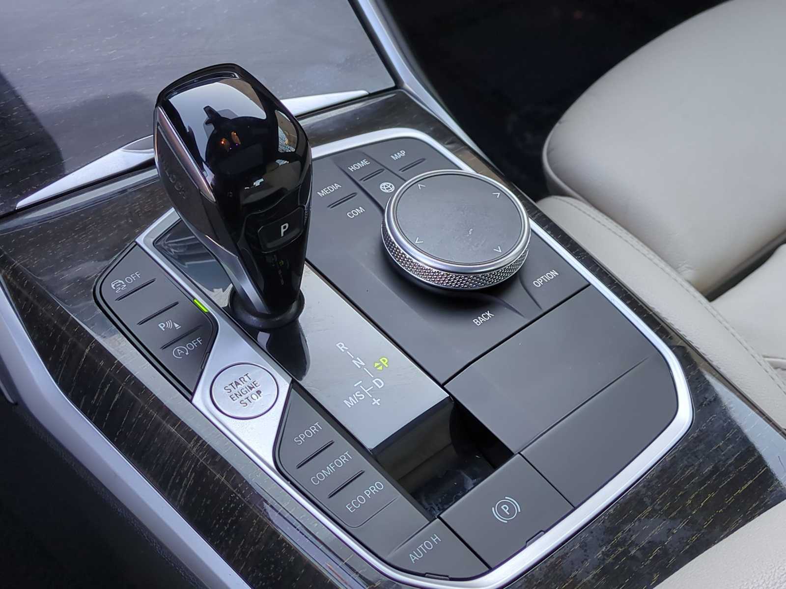 Thumbnail: 2022 BMW 3 Series - 33