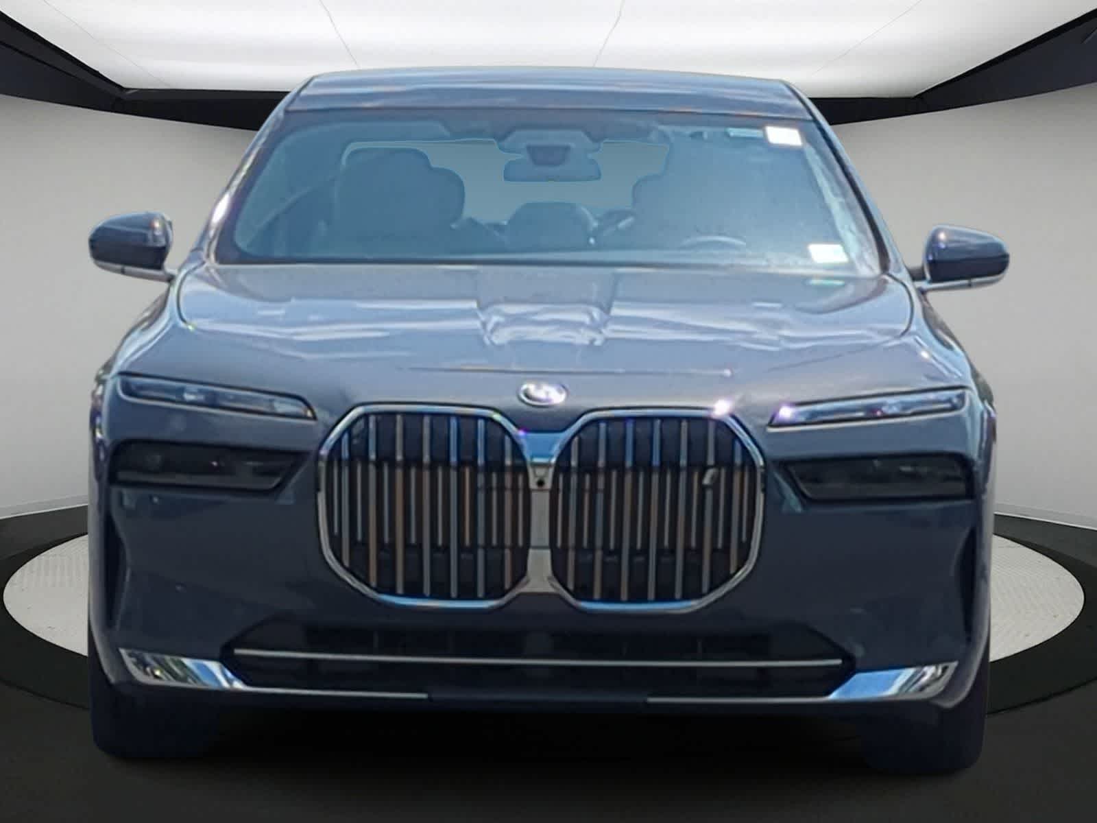 Thumbnail: 2025 BMW i7 - 3
