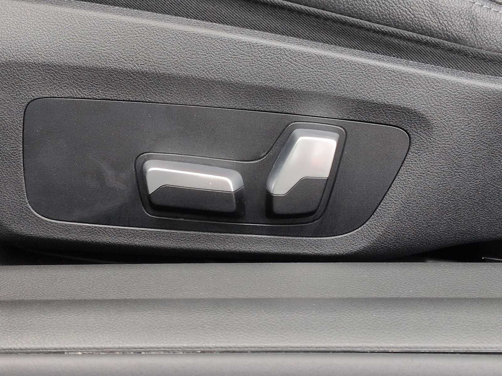 Thumbnail: 2022 BMW 2 Series - 18