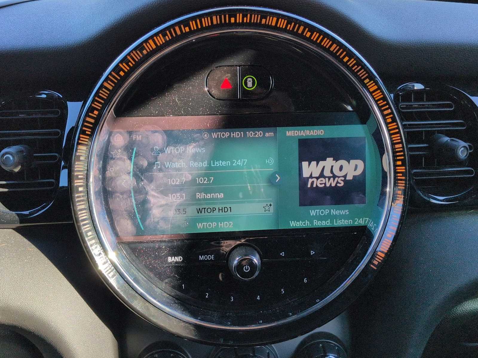 Thumbnail: 2022 MINI Cooper Hardtop - 31