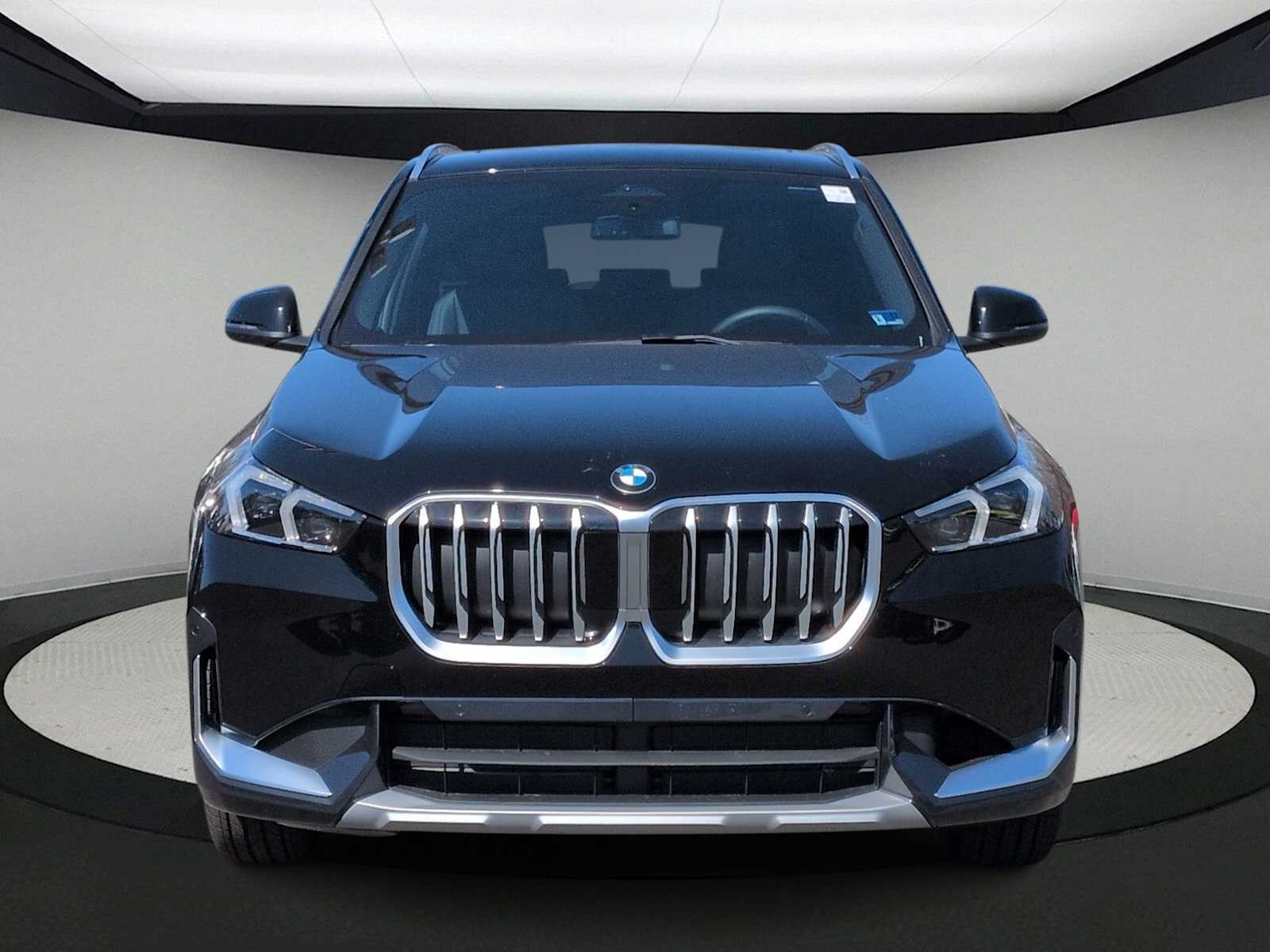 Thumbnail: 2026 BMW X1 - 3