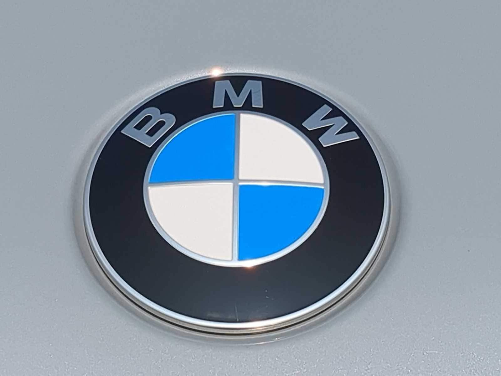 Thumbnail: 2024 BMW X7 - 12