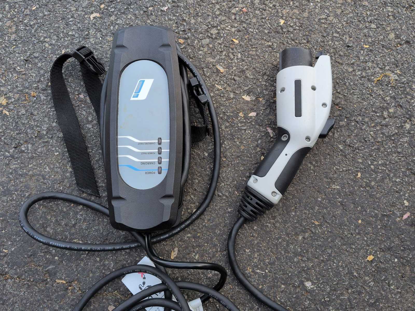 Thumbnail: 2016 BMW i3 - 36