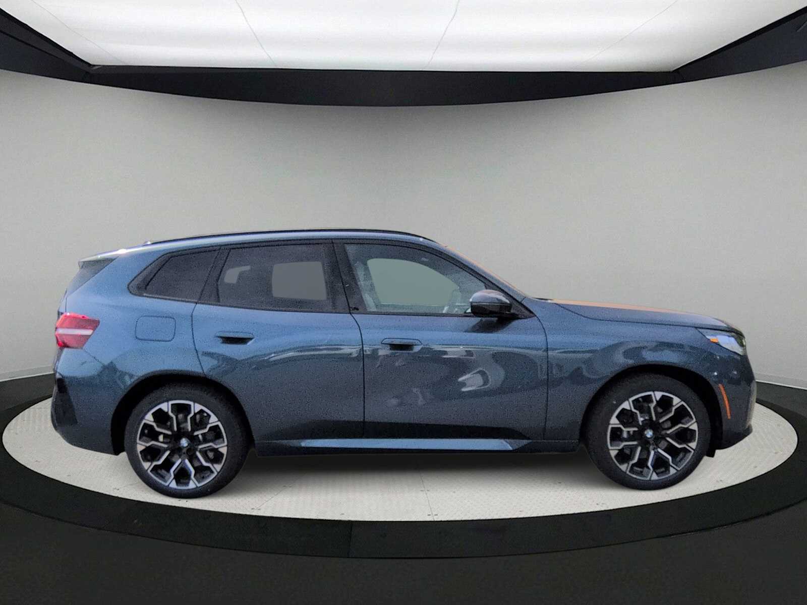 Thumbnail: 2026 BMW X3 - 9