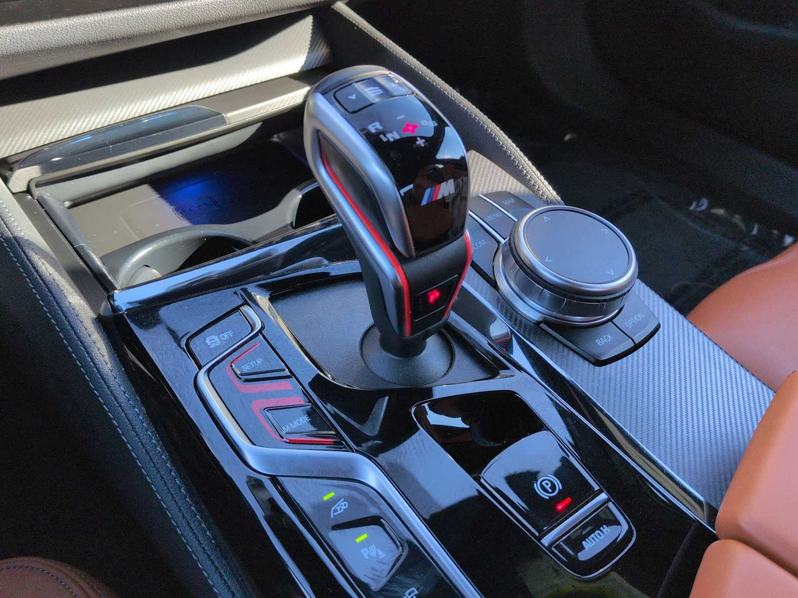 Thumbnail: 2023 BMW M5 - 32