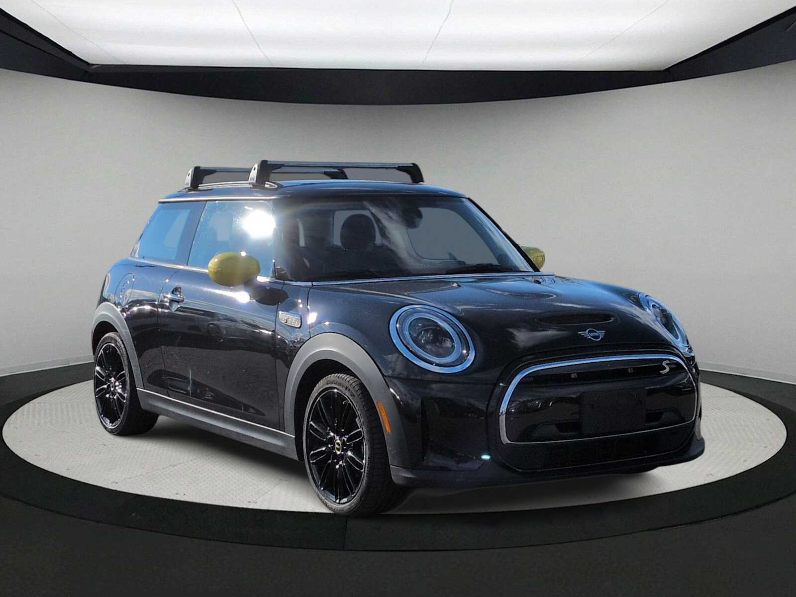 Thumbnail: 2024 MINI Cooper Hardtop - 2