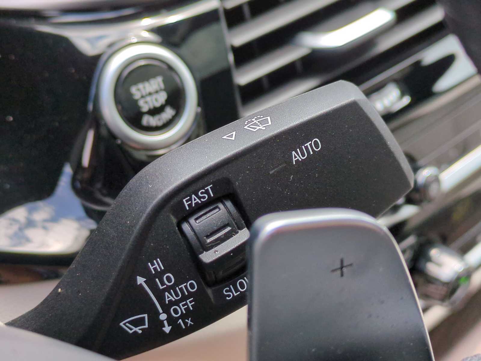 Thumbnail: 2022 BMW 5 Series - 27