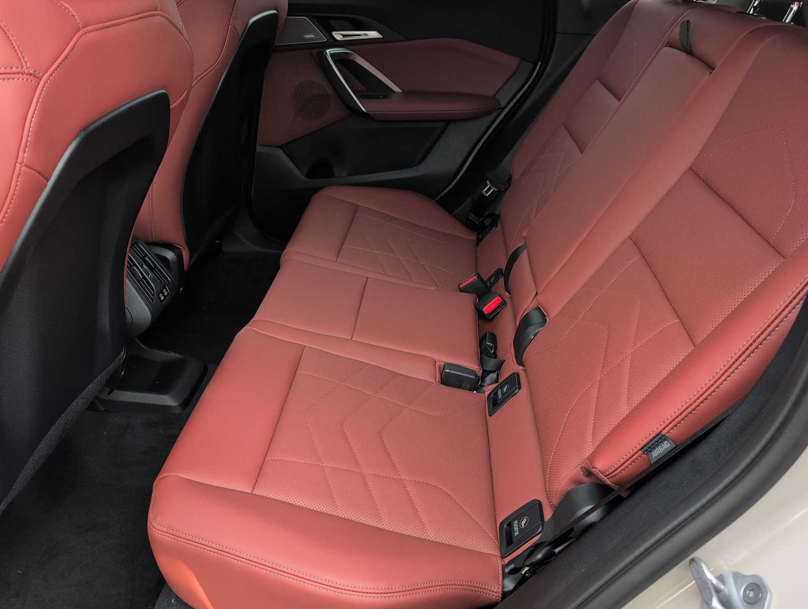 Thumbnail: 2026 BMW X1 - 19