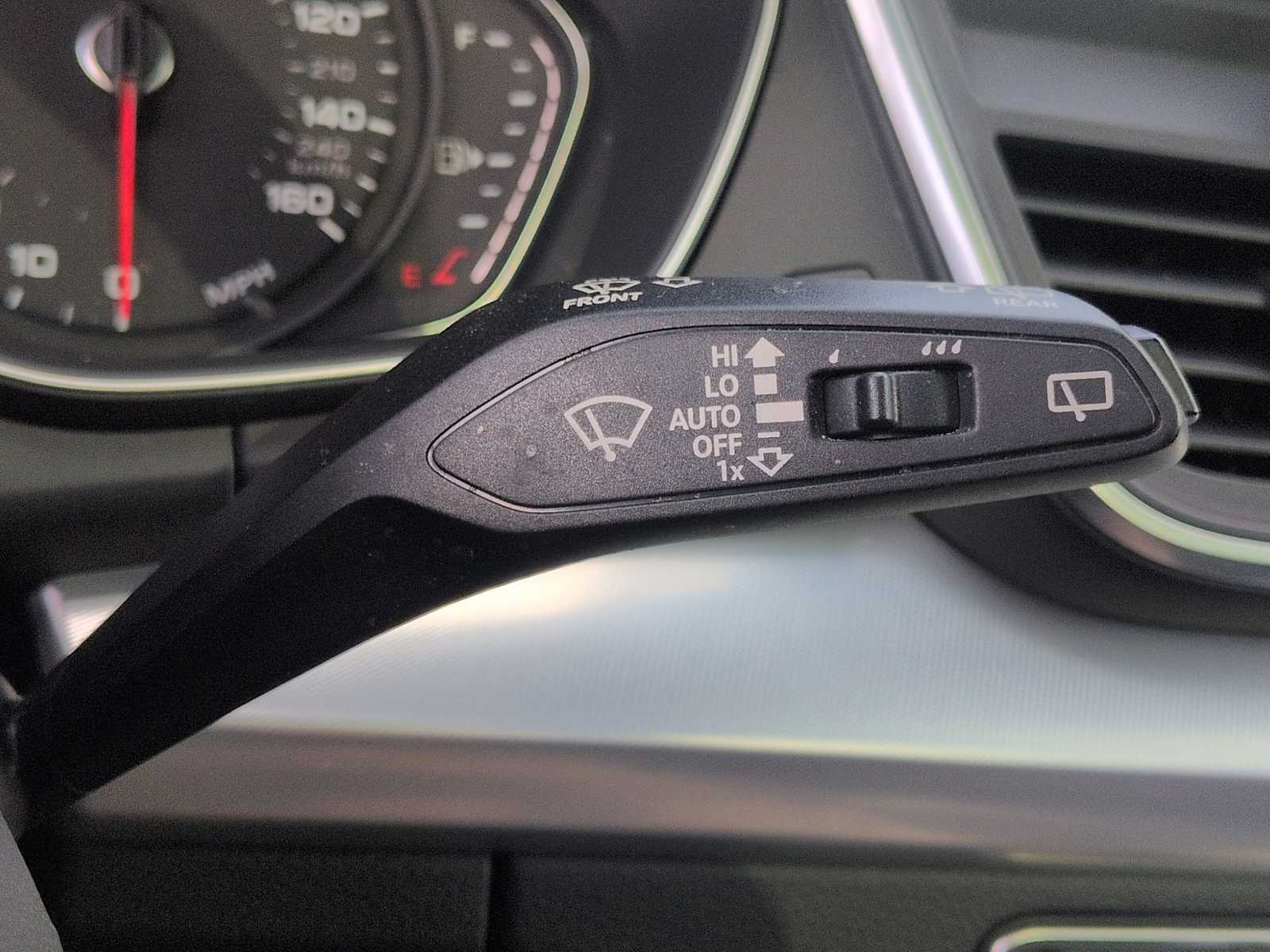 Thumbnail: 2020 Audi Q5 - 28