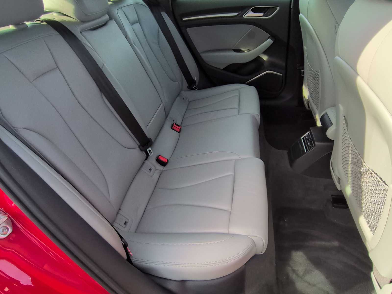 Thumbnail: 2017 Audi A3 e-tron - 22