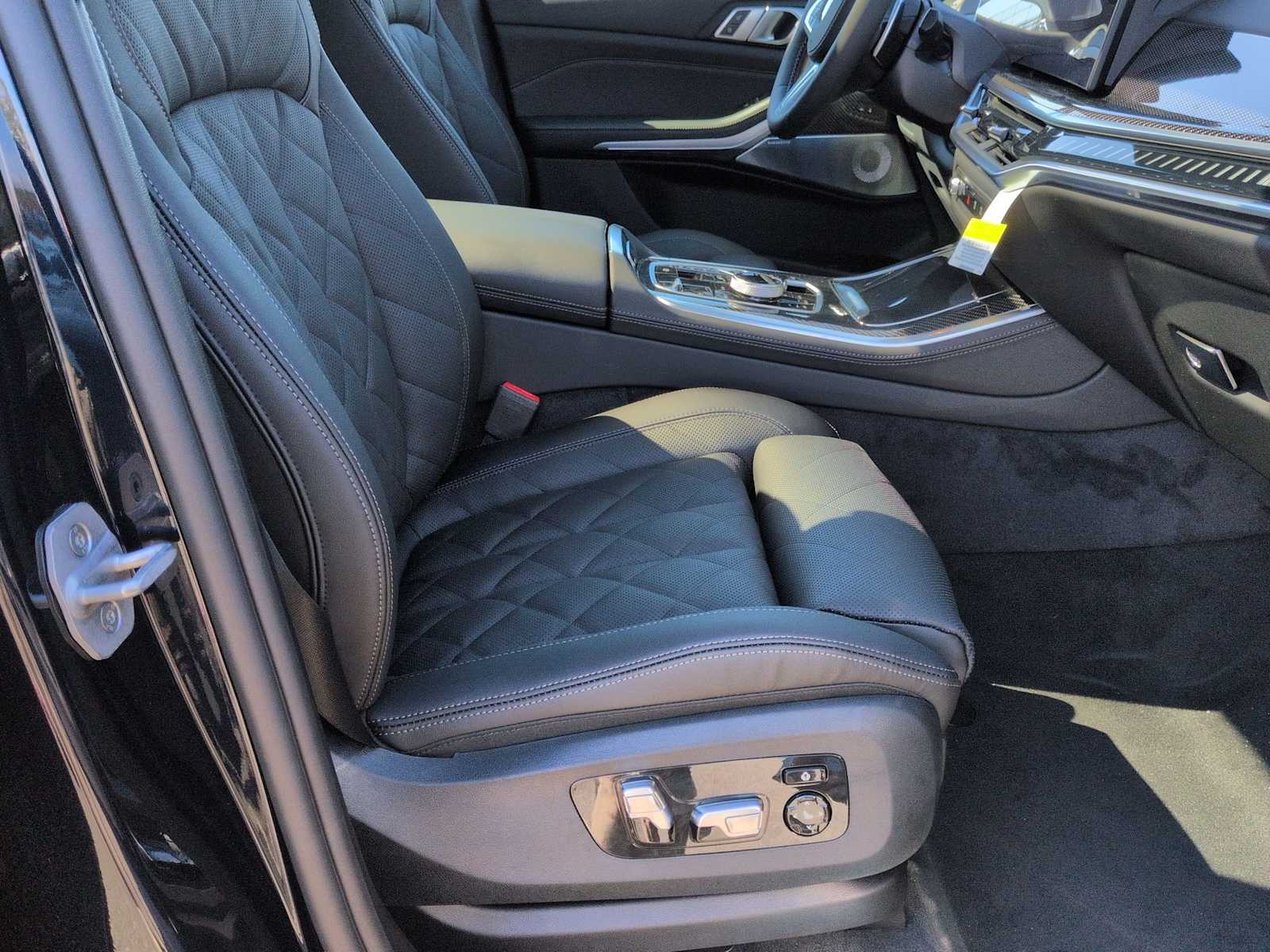 Thumbnail: 2026 BMW X5 - 24