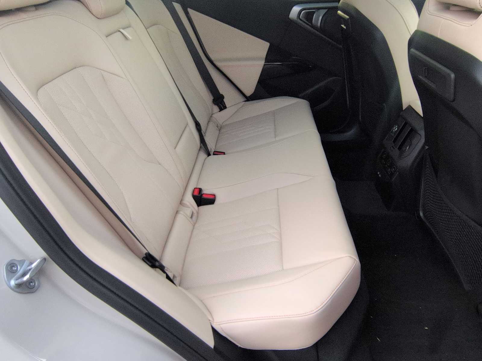 Thumbnail: 2026 BMW X3 - 23