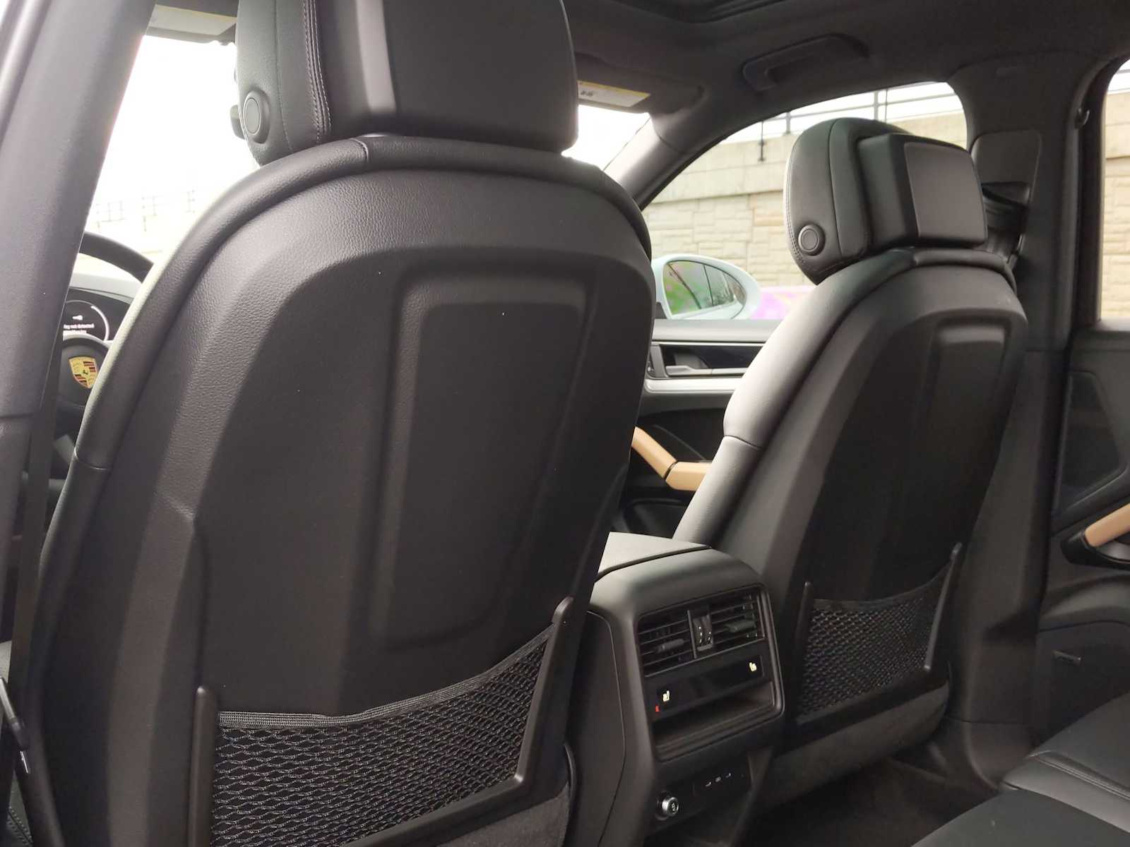 2024 Porsche Cayenne Base 10