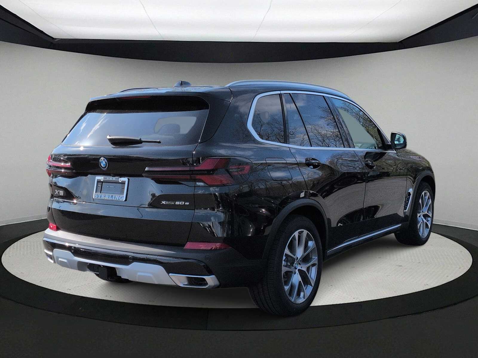 Thumbnail: 2026 BMW X5 - 8