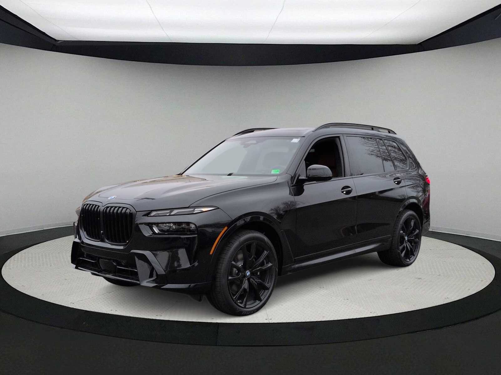 Thumbnail: 2026 BMW X7 - 4
