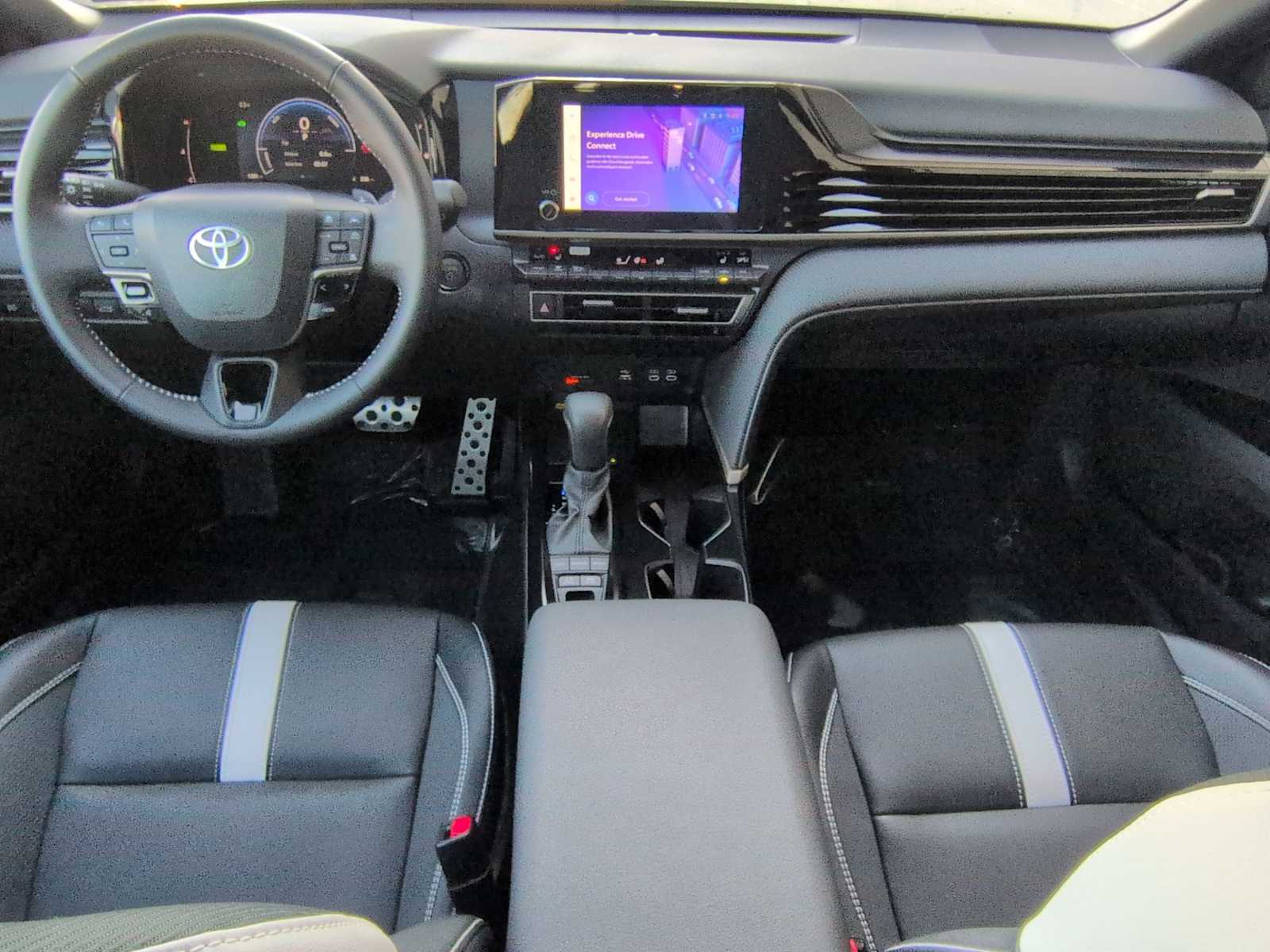 Thumbnail: 2025 Toyota Camry - 16