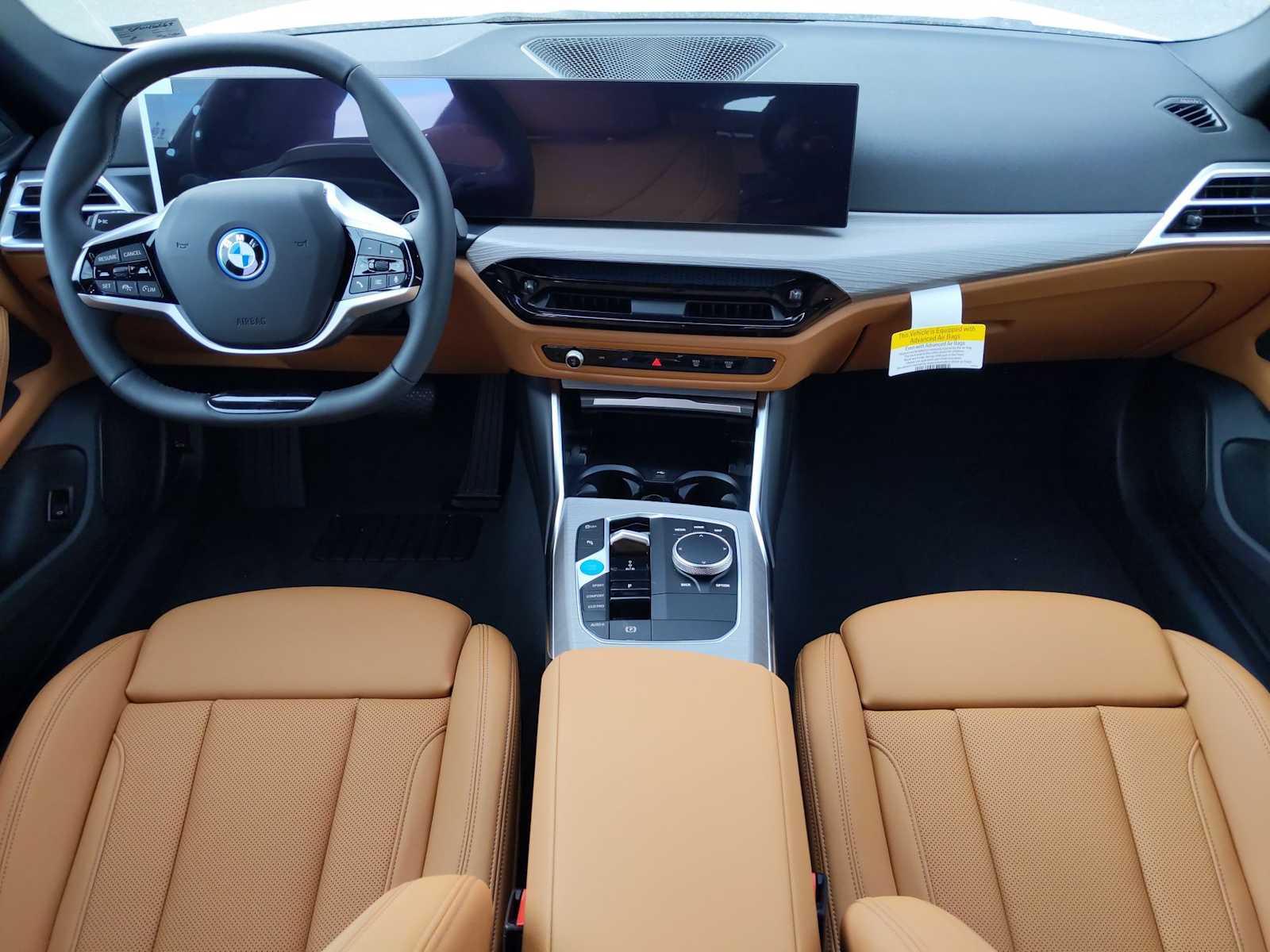 Thumbnail: 2025 BMW i4 - 15