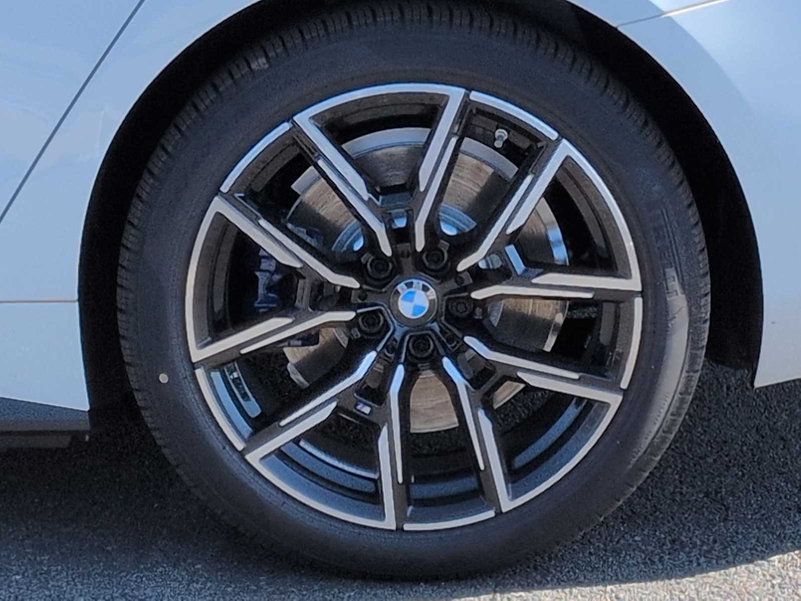 Thumbnail: 2026 BMW i4 - 14