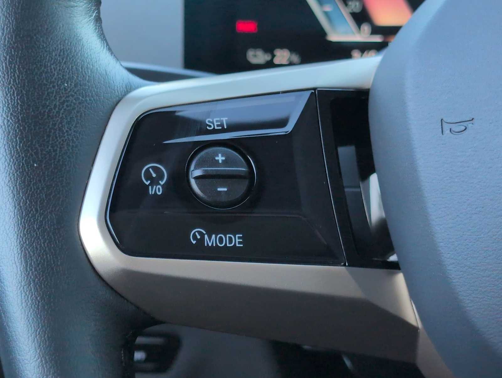 Thumbnail: 2023 BMW iX - 23