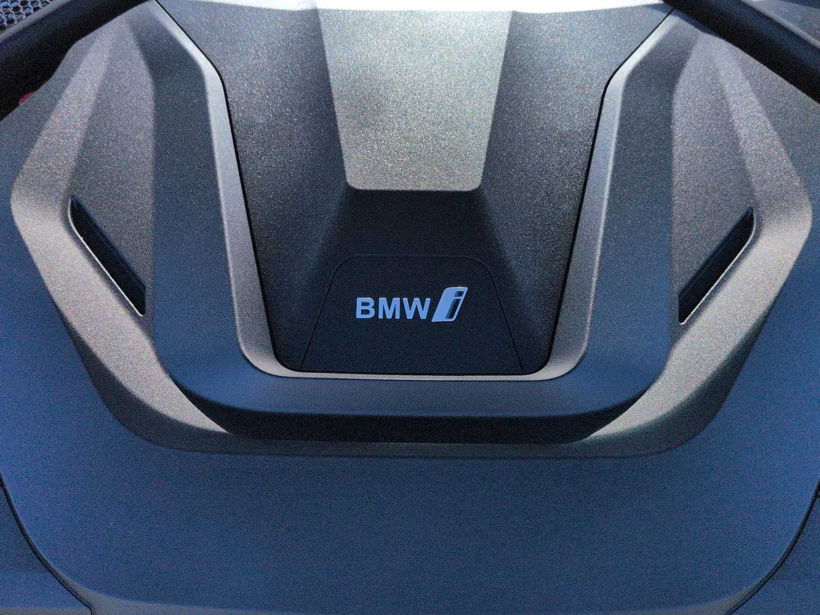 Thumbnail: 2026 BMW i4 - 15