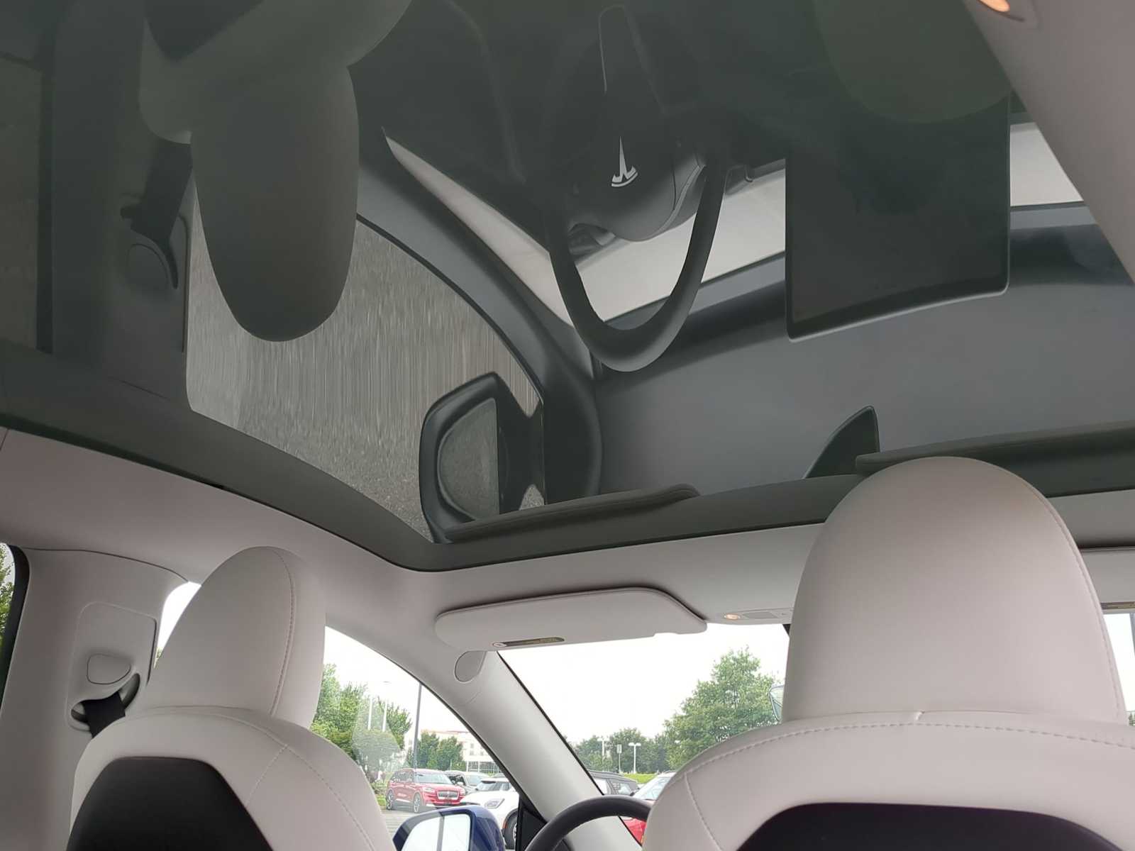 Thumbnail: 2023 Tesla Model Y - 22