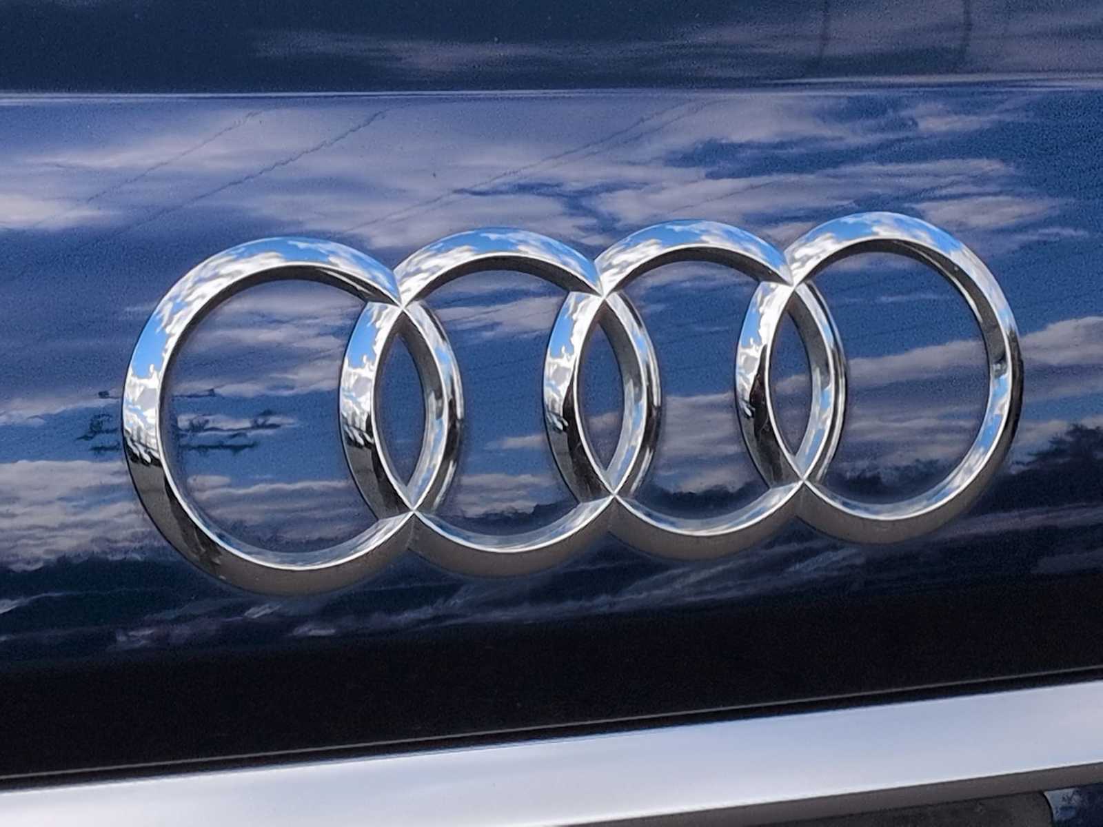 Thumbnail: 2022 Audi Q7 - 12