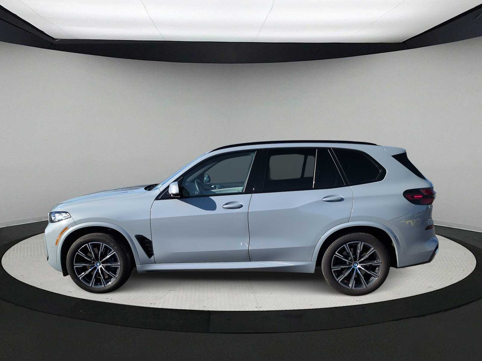 Thumbnail: 2025 BMW X5 - 5