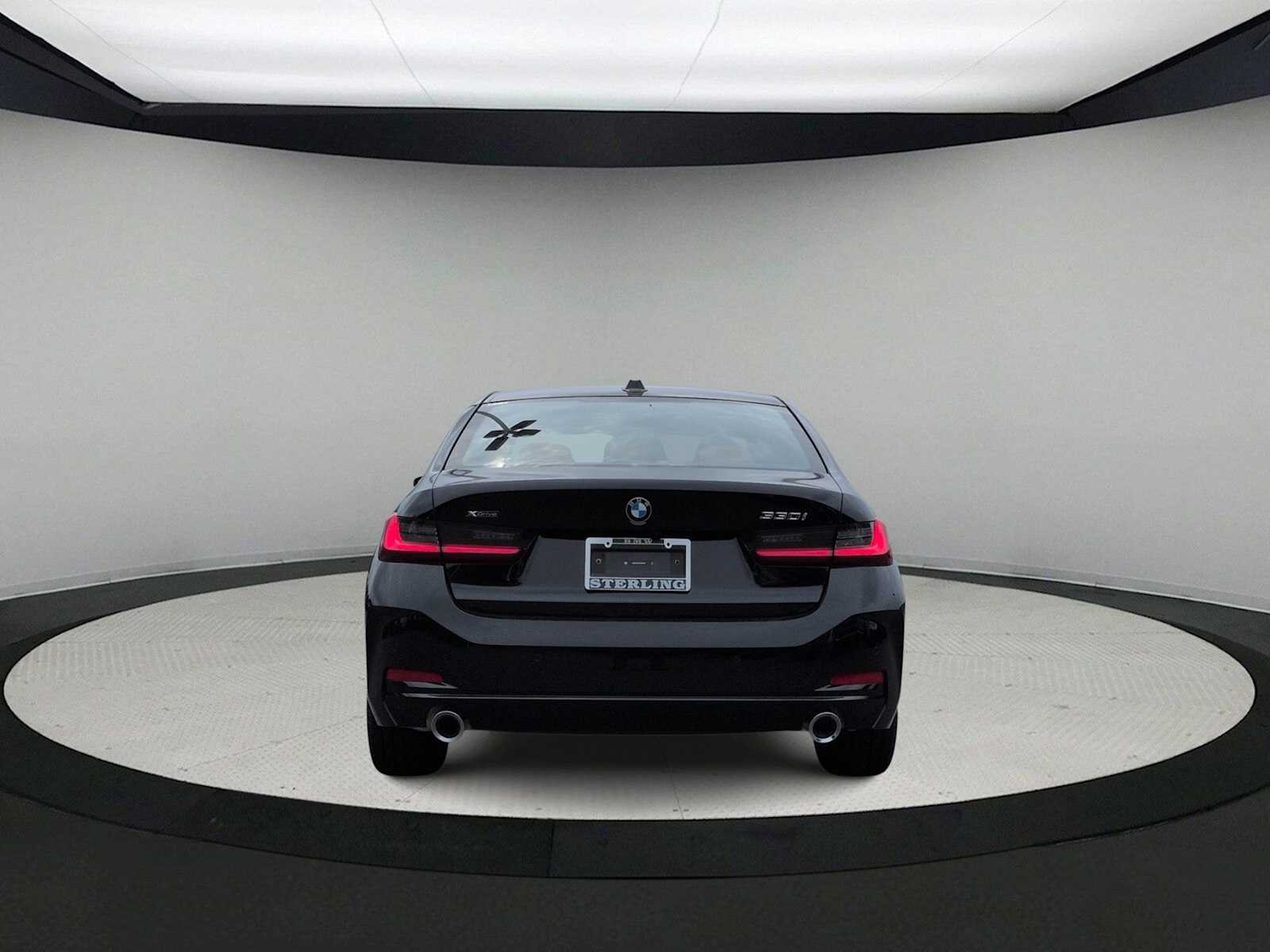 Thumbnail: 2026 BMW 3 Series - 7