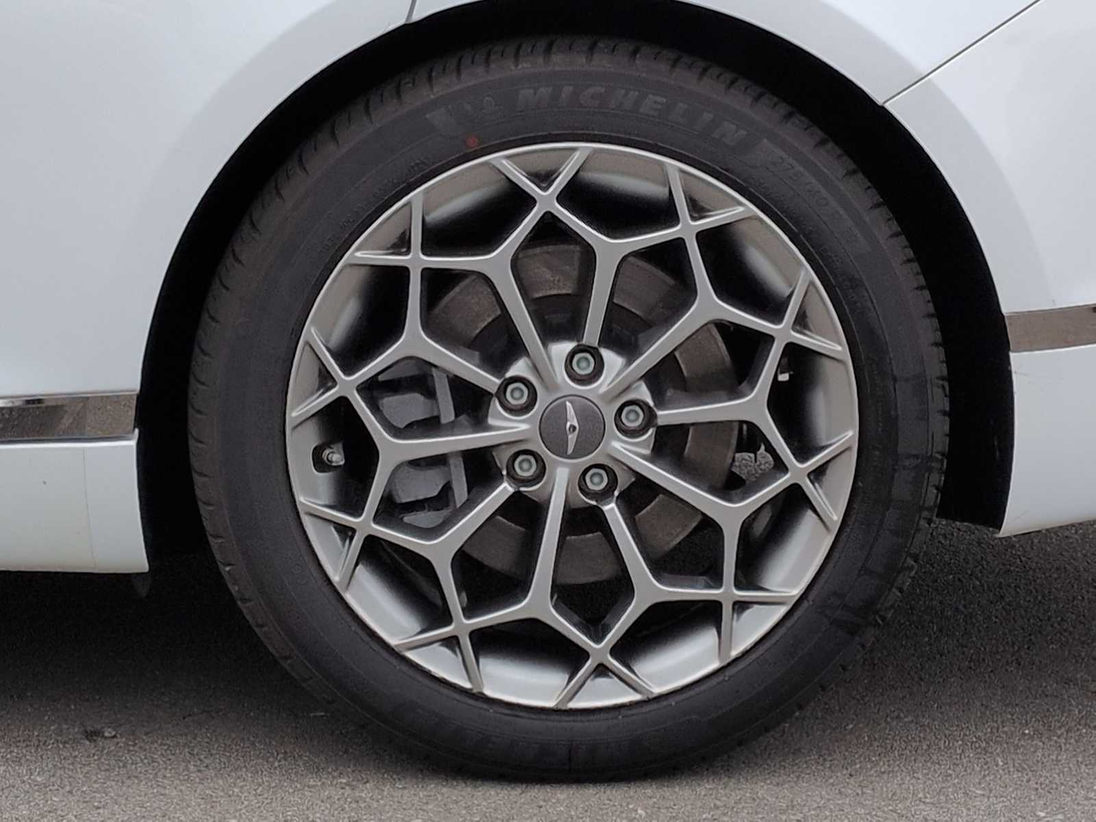 Thumbnail: 2022 Genesis G80 - 14