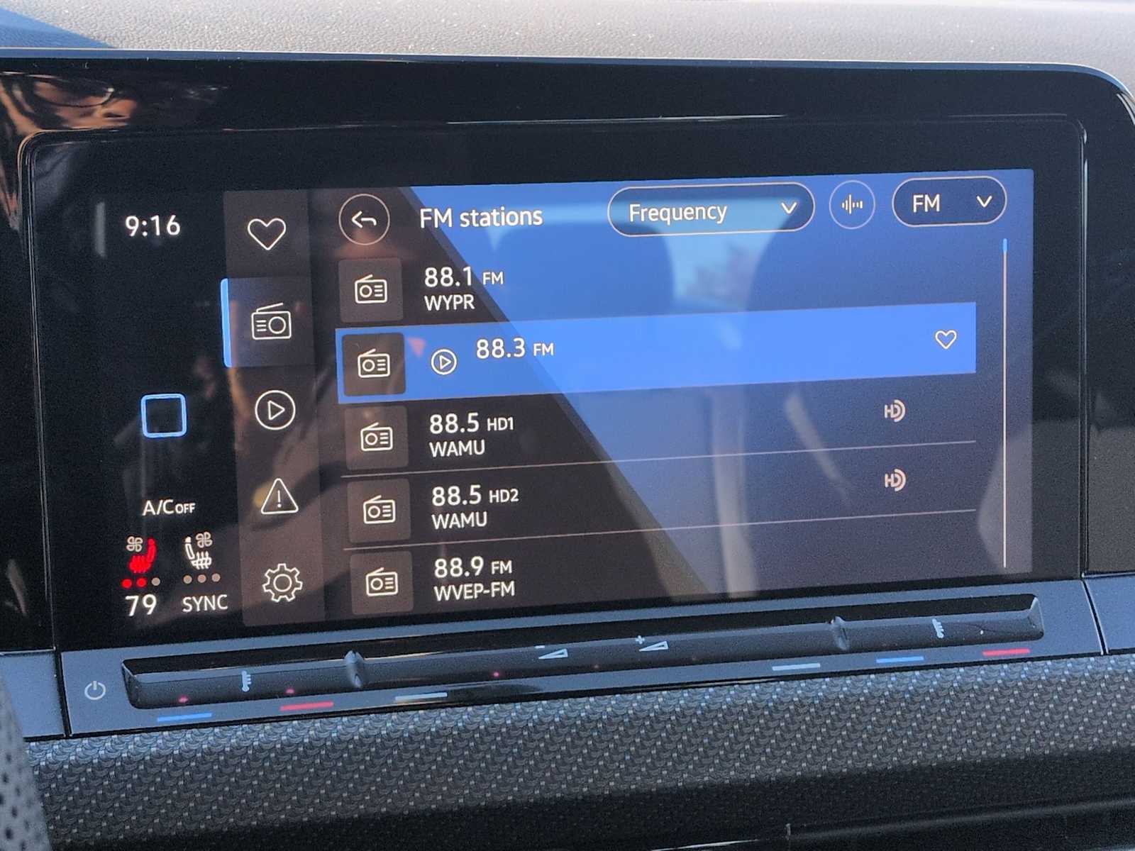 Thumbnail: 2024 Volkswagen Golf - 30