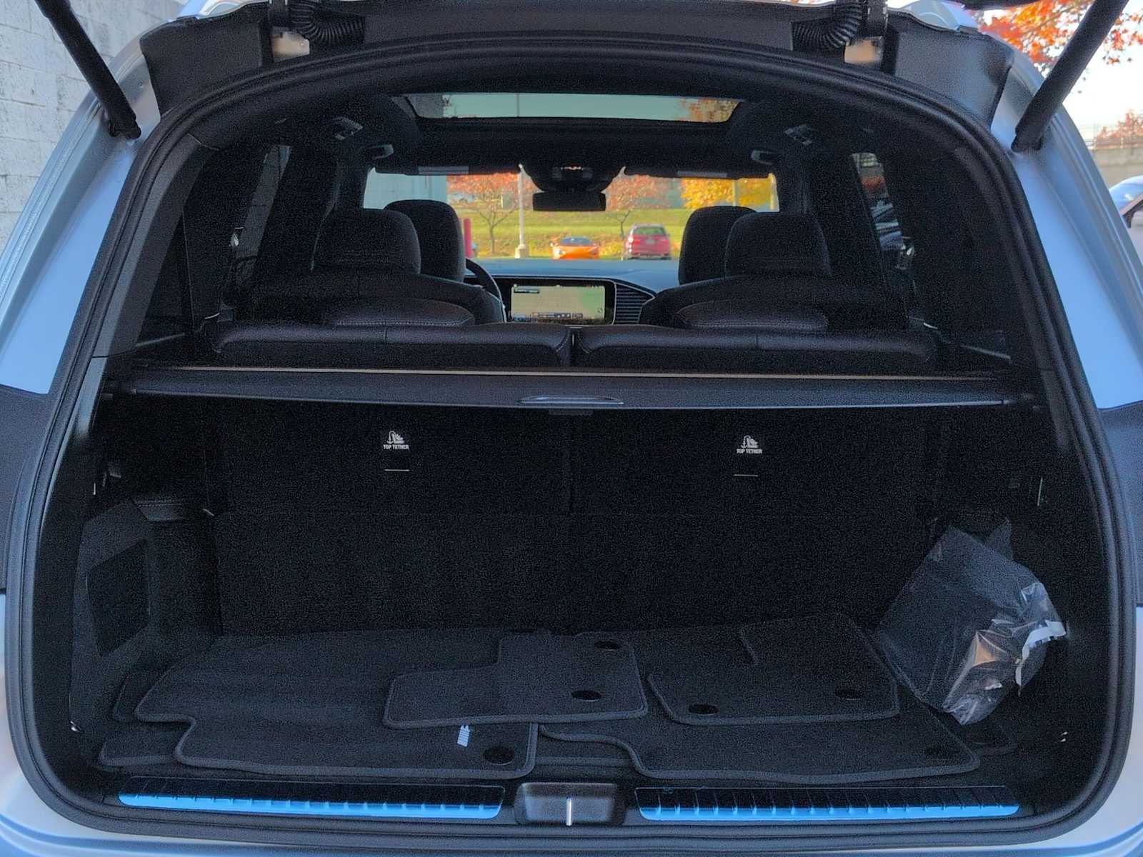 Thumbnail: 2025 Mercedes-Benz GLS - 37