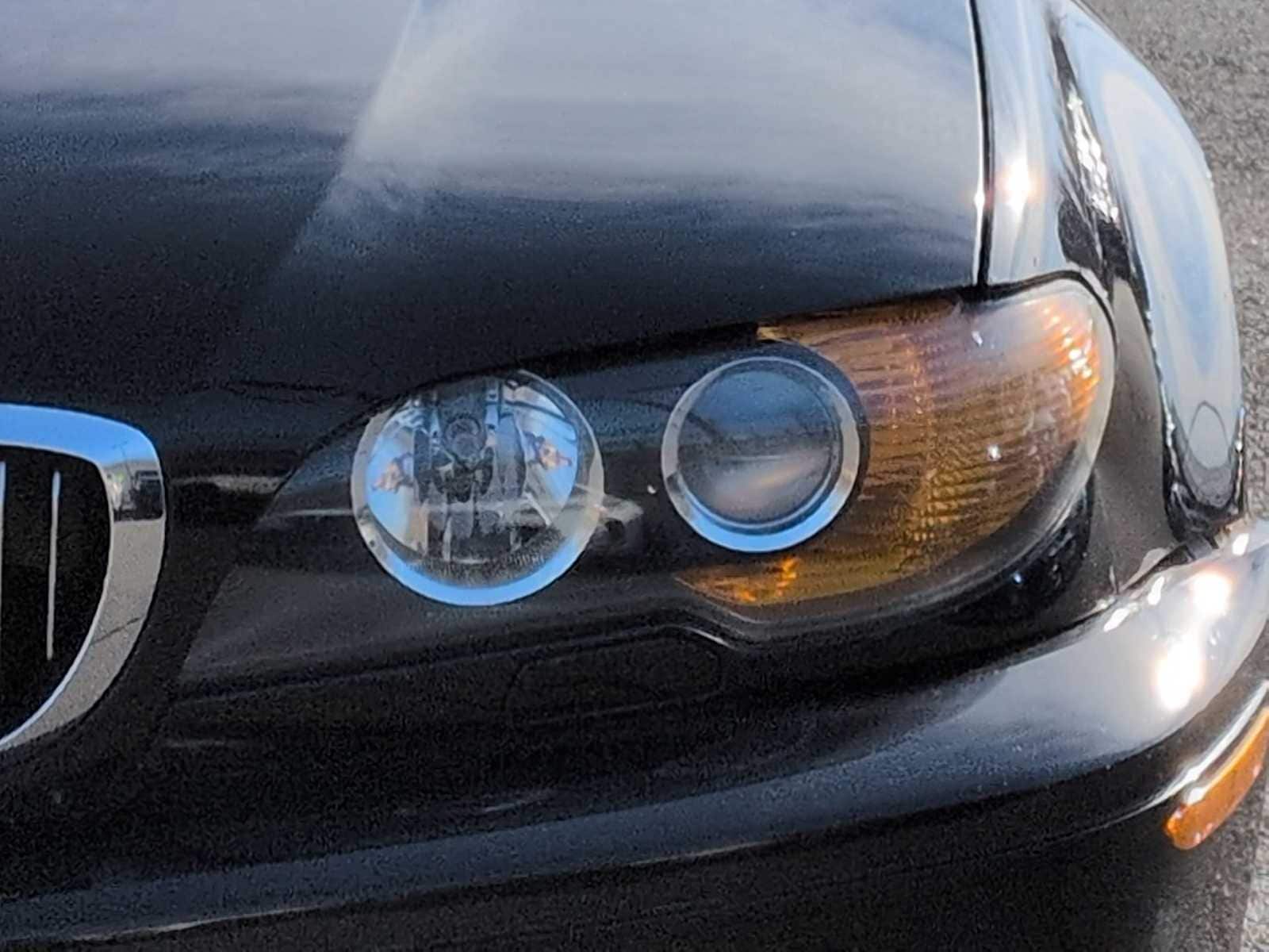 Thumbnail: 2004 BMW 3 Series - 10