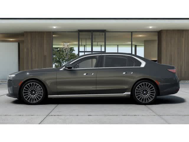Thumbnail: 2027 BMW 7 Series - 4