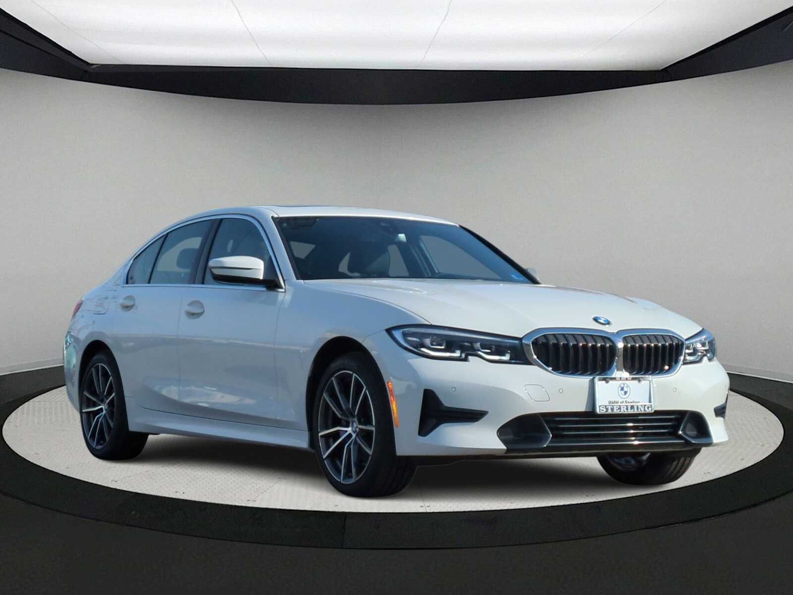 Thumbnail: 2022 BMW 3 Series - 2