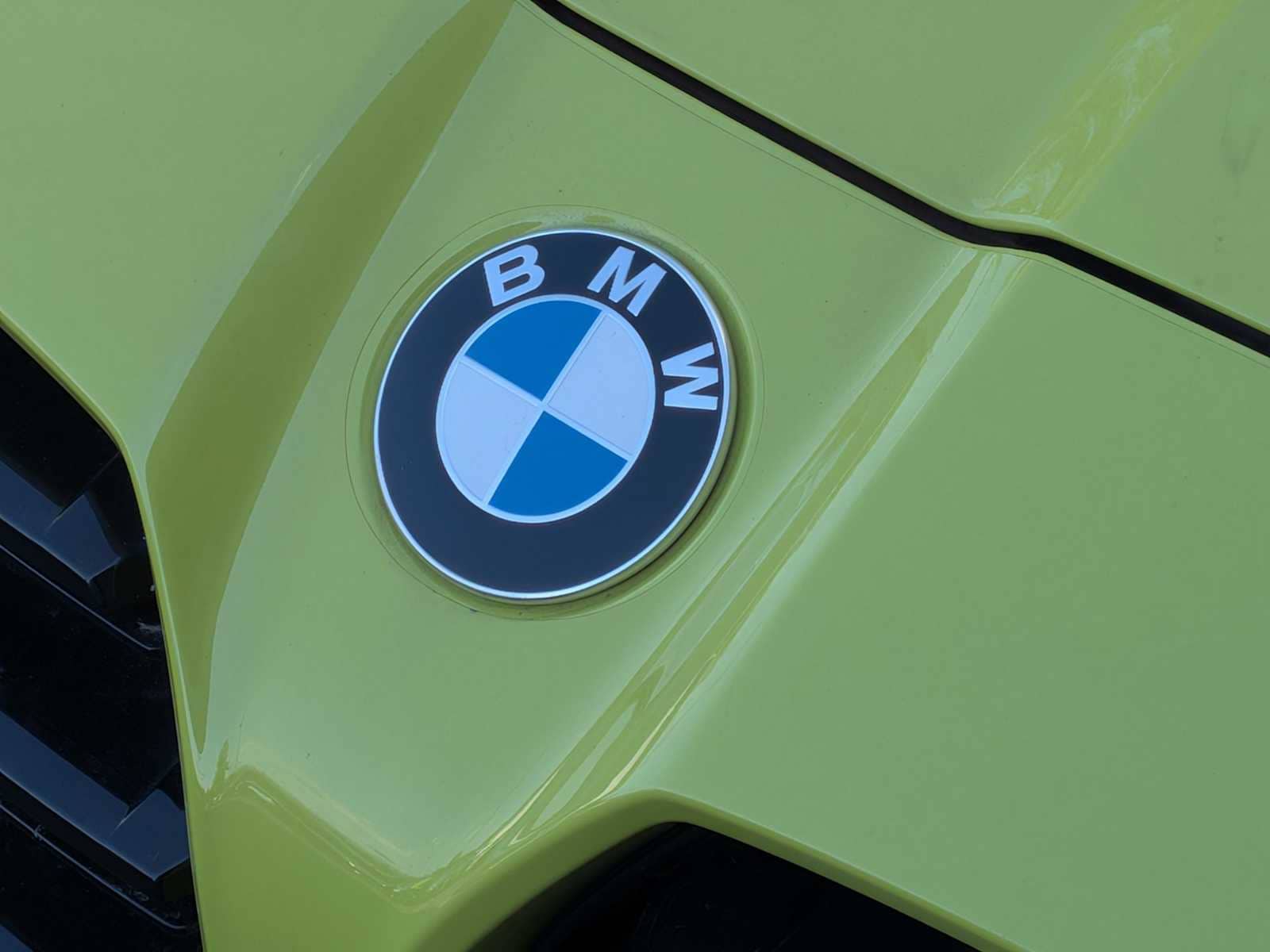 Thumbnail: 2022 BMW M4 - 13
