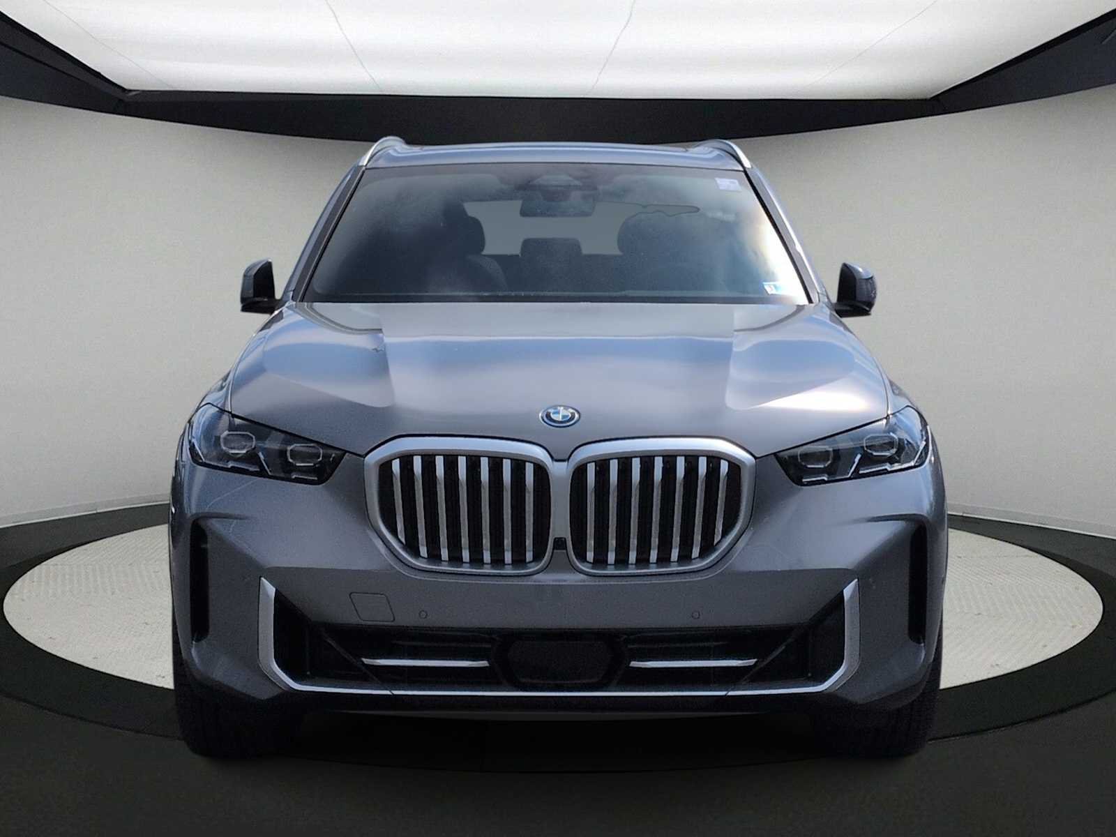 Thumbnail: 2026 BMW X5 - 3