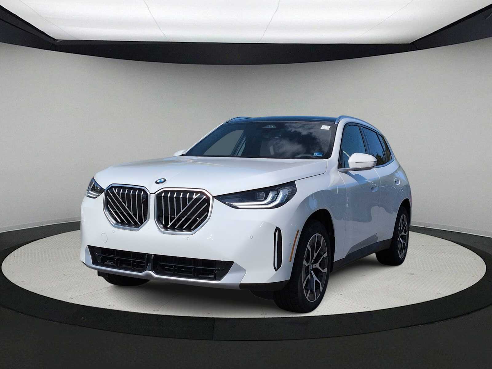 Thumbnail: 2026 BMW X3 - 4
