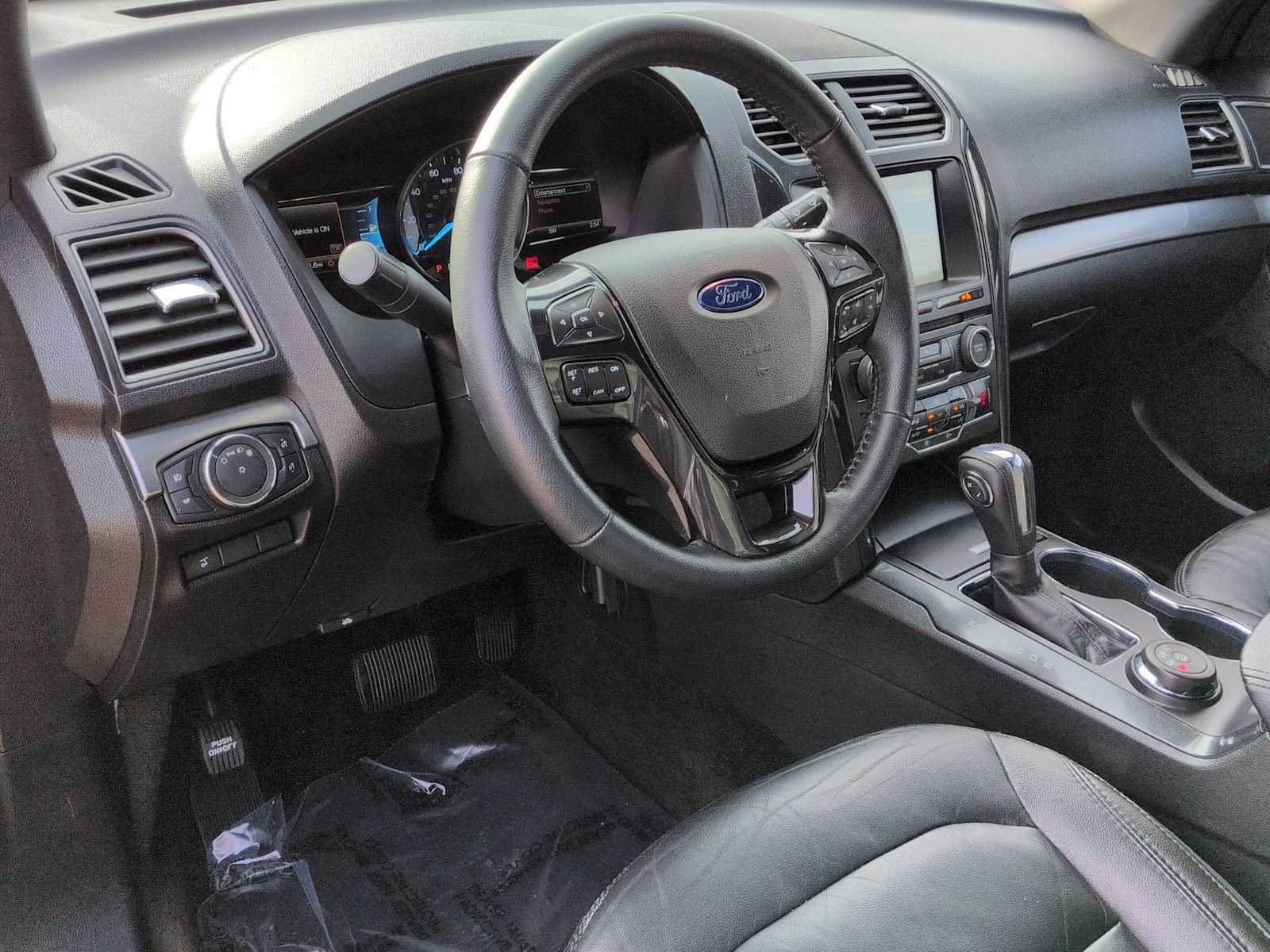 Thumbnail: 2018 Ford Explorer - 15