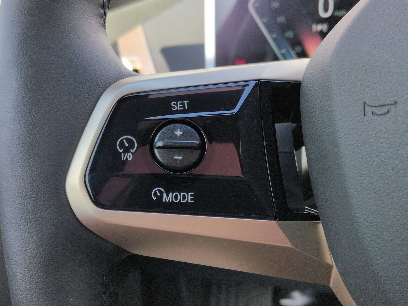 Thumbnail: 2026 BMW iX - 25